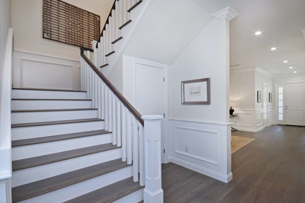 Студио Сити - Лос Анджелес. Дом в стиле кейп-код.