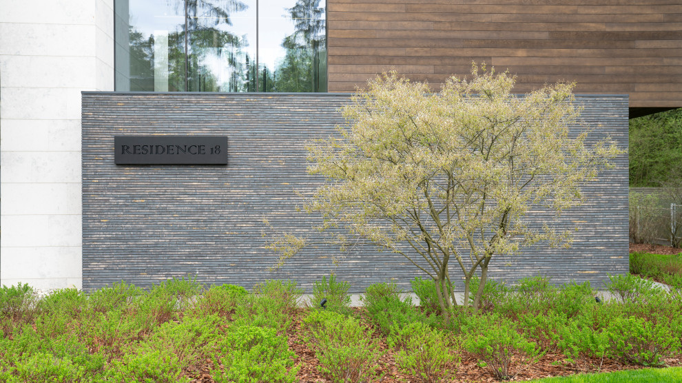 В гармонии с лесом. Модернистский сад. КП Новоуспенский 2020 г