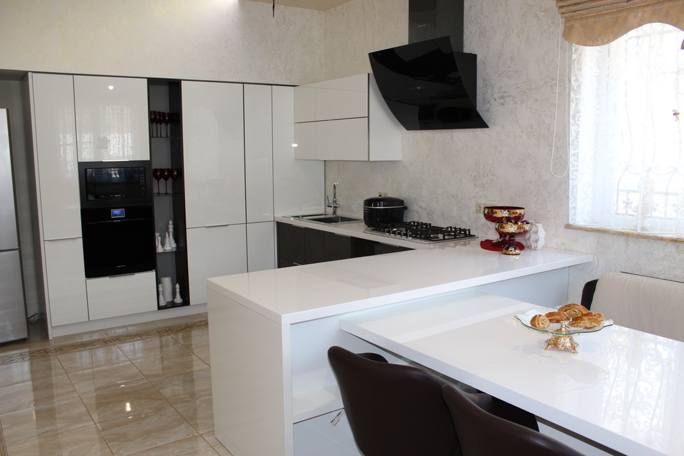 Готовые кухни