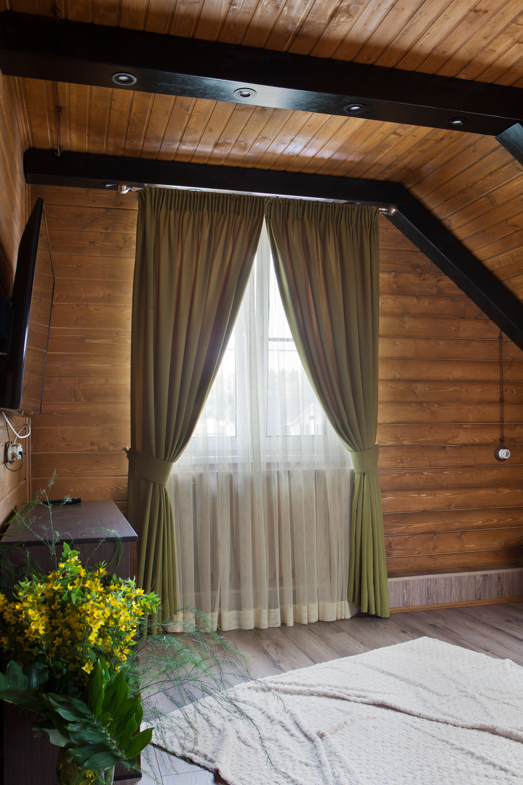 Солечная опушка