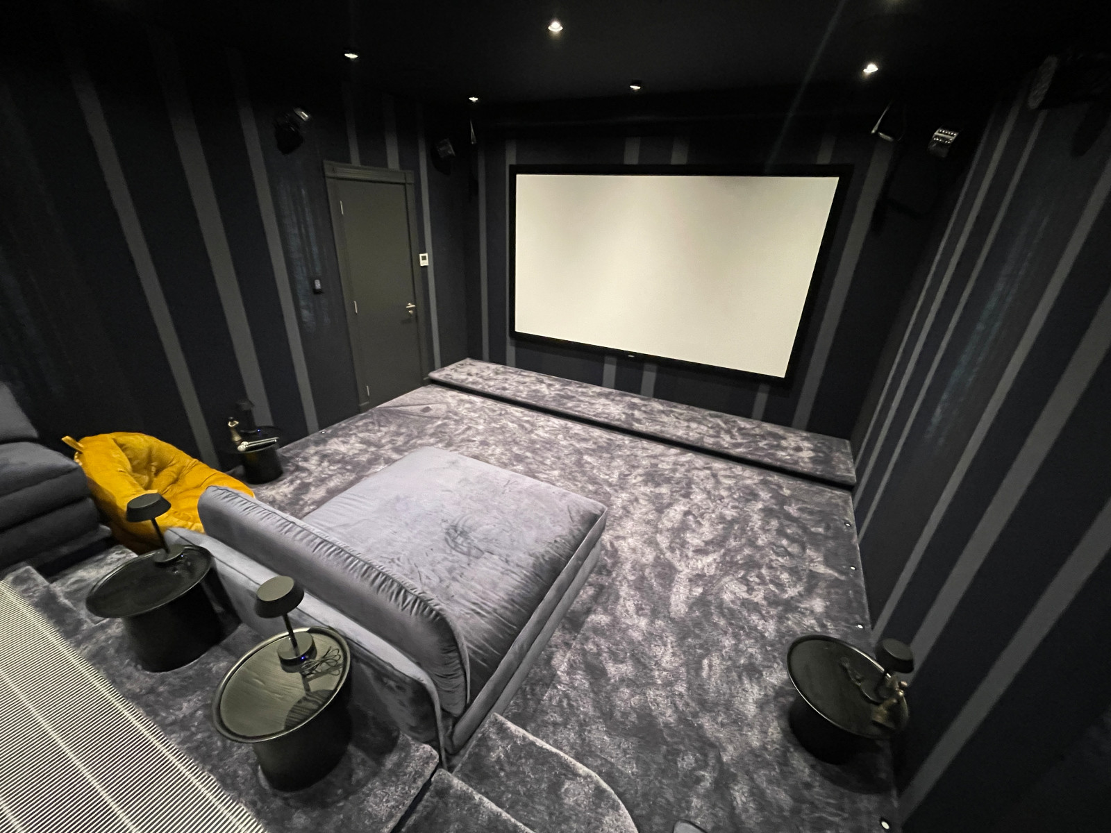 КП Витро Кантри (Персональный кинозал)