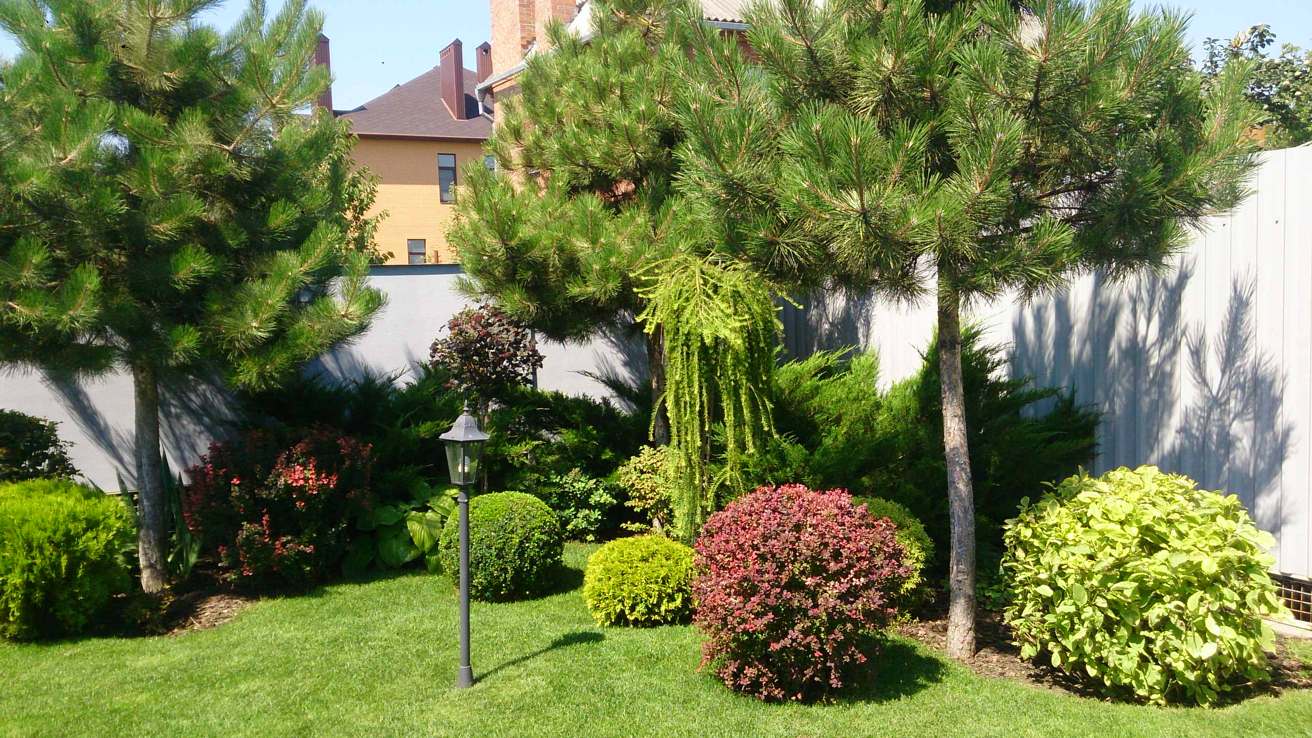 Сад без клумб: Оставляем только деревья и кустарники