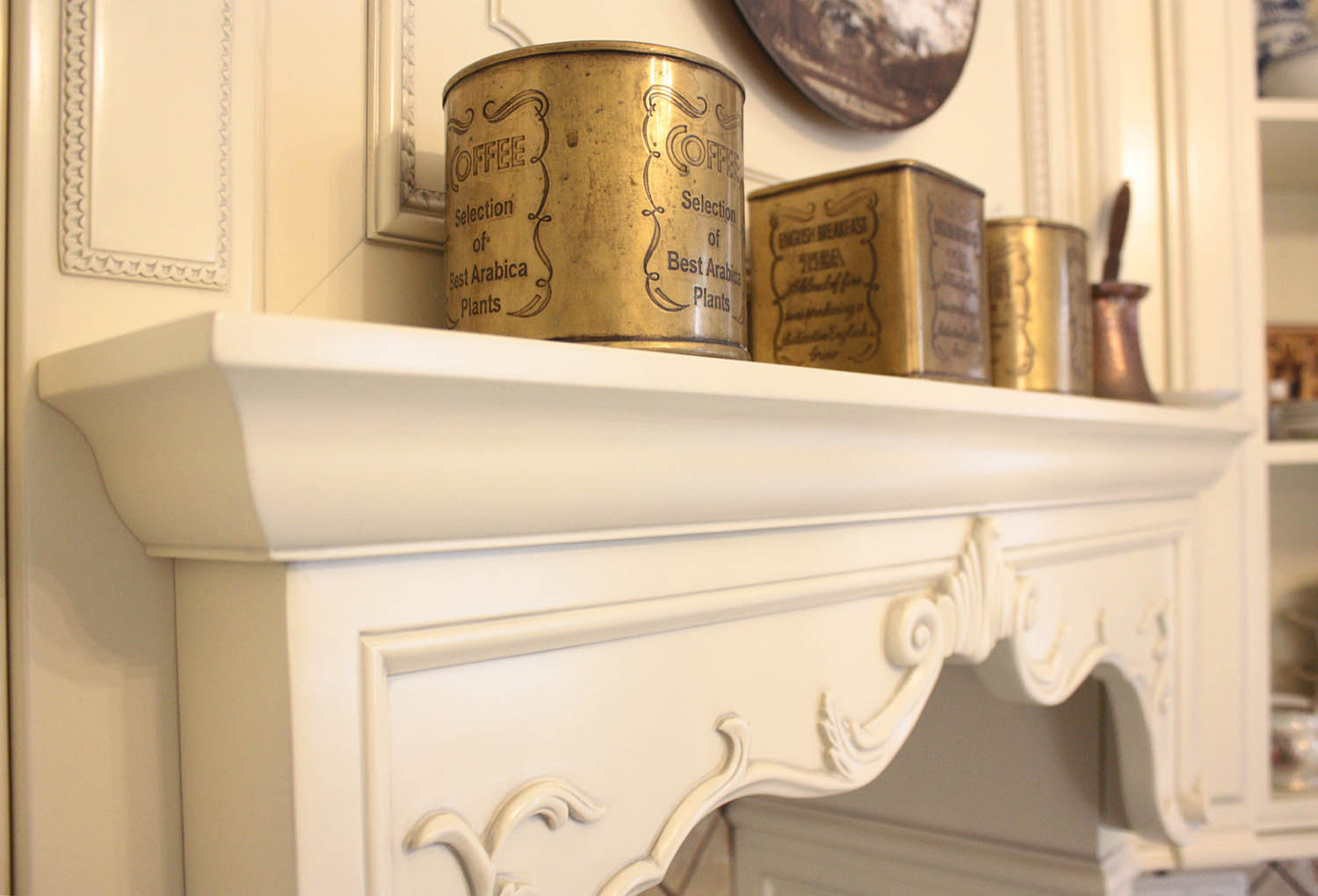 Recreating the Interior of the Chekhov’s Period in a Suburban Residence