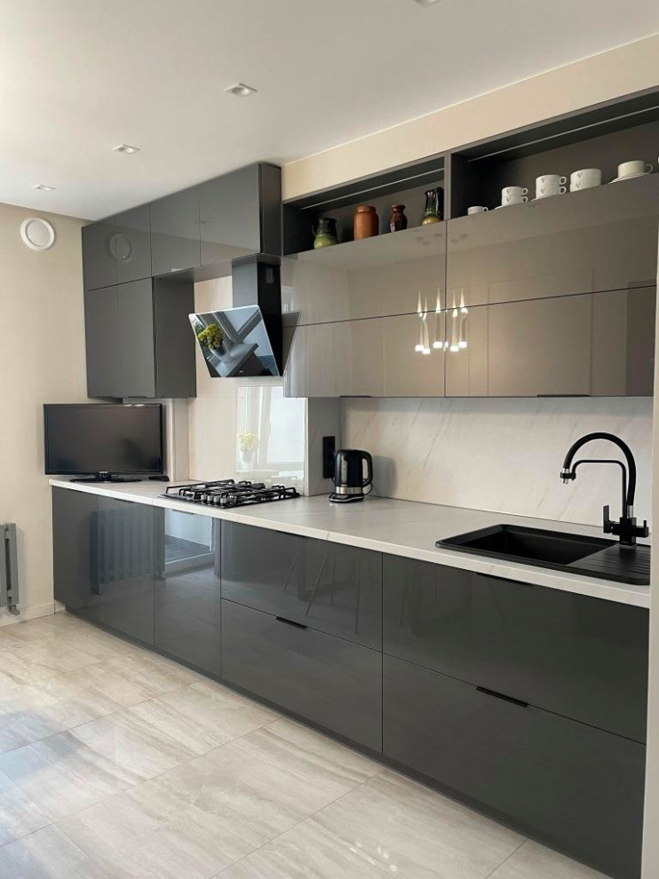 Глянцевая кухня