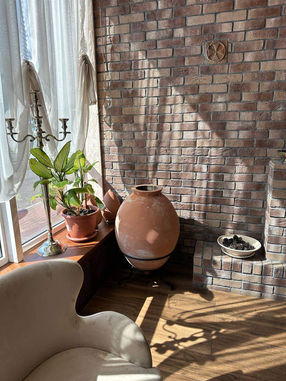 Обложка проекта: Квеври для ресторана грузинской кухни Сулико