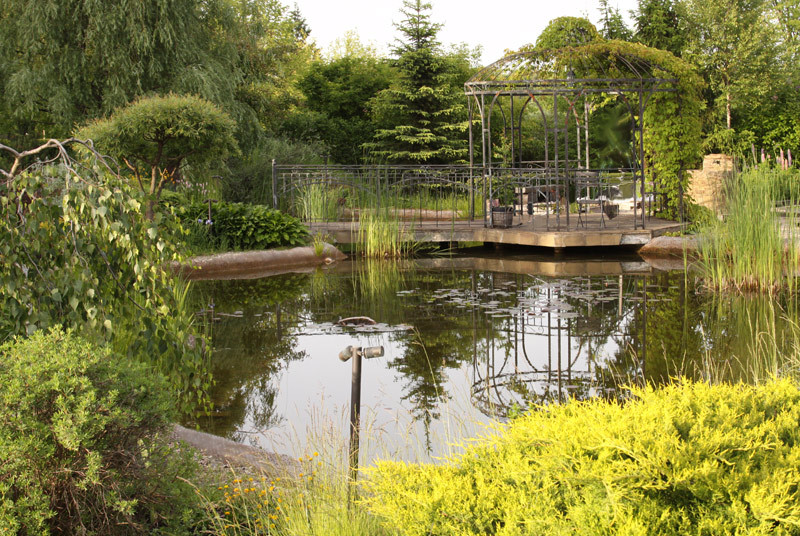 Большой сад для дружной семьи