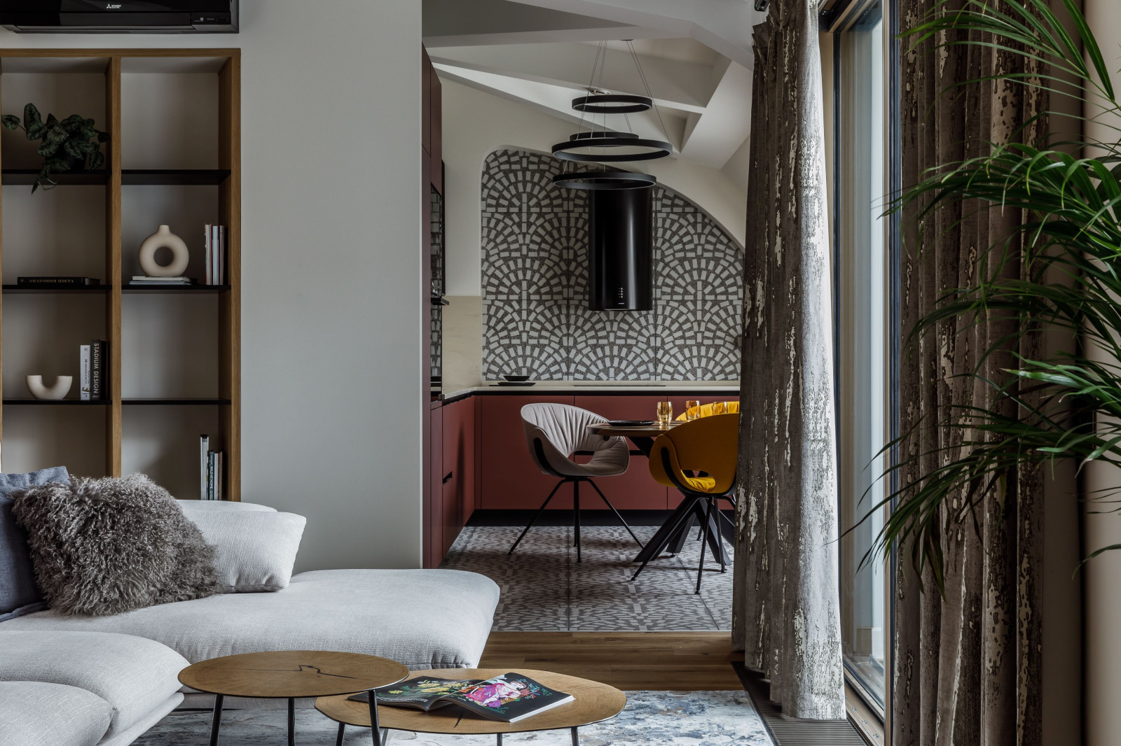 Проект недели: Мансардная кухня в стиле московского модерна