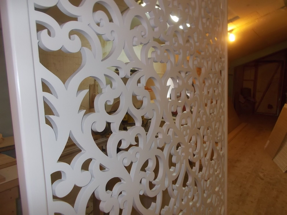 Перегородка резная из МДФ. Ажурная.