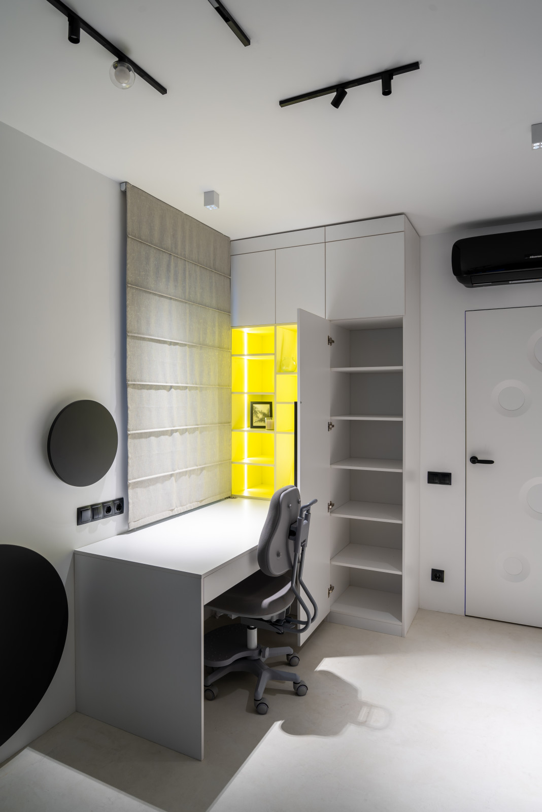 Наш микроцемент на полах в проекте "Квартирного вопроса"