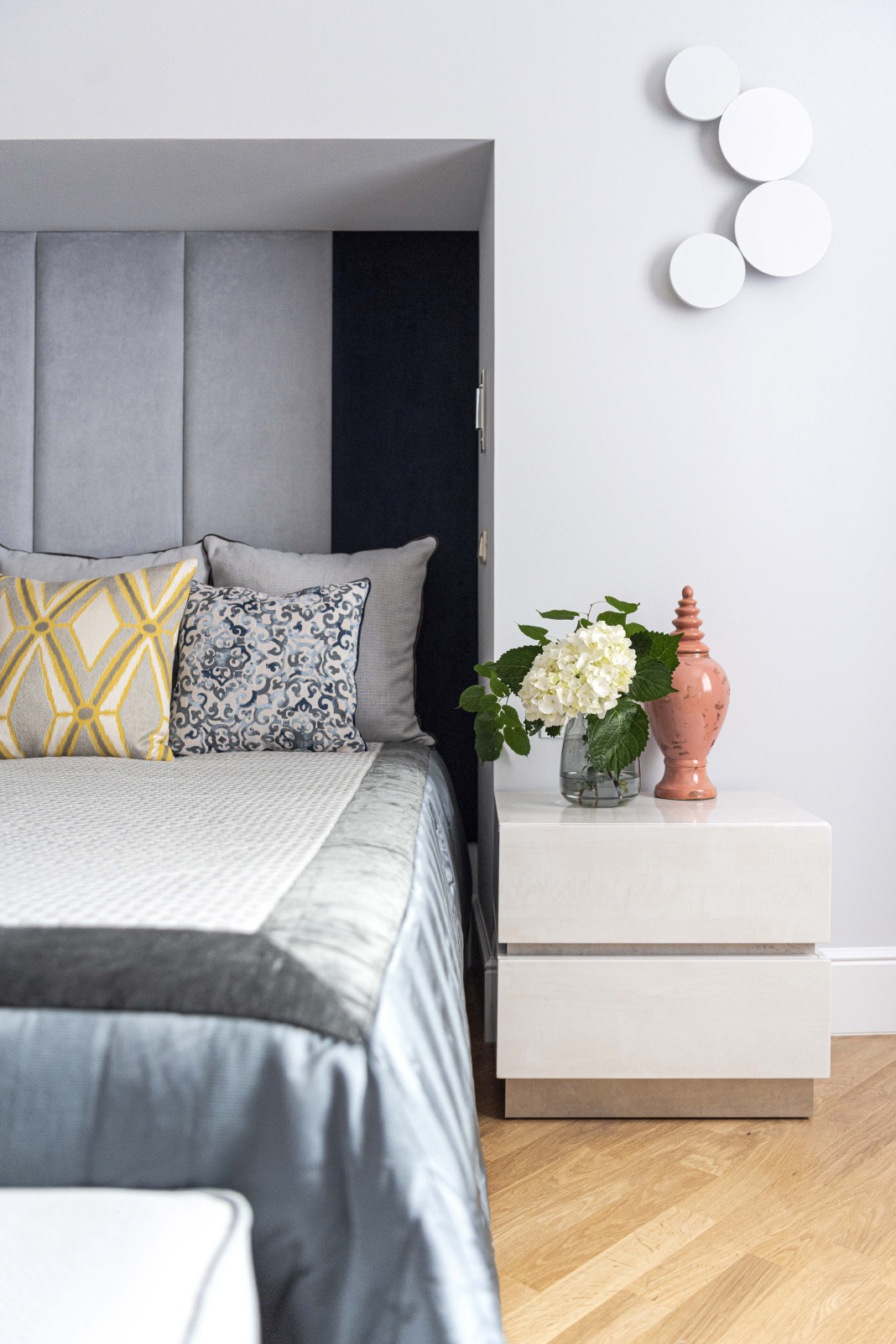 В гостях: Интерьер, где пережили «затопление кипятком»