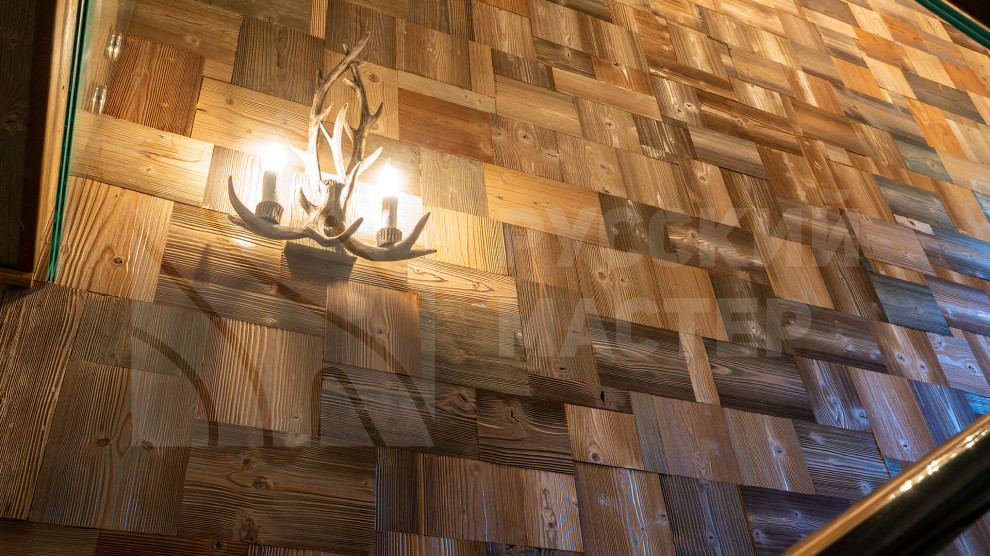 Дом в стиле шале на берегу Правдинского озера