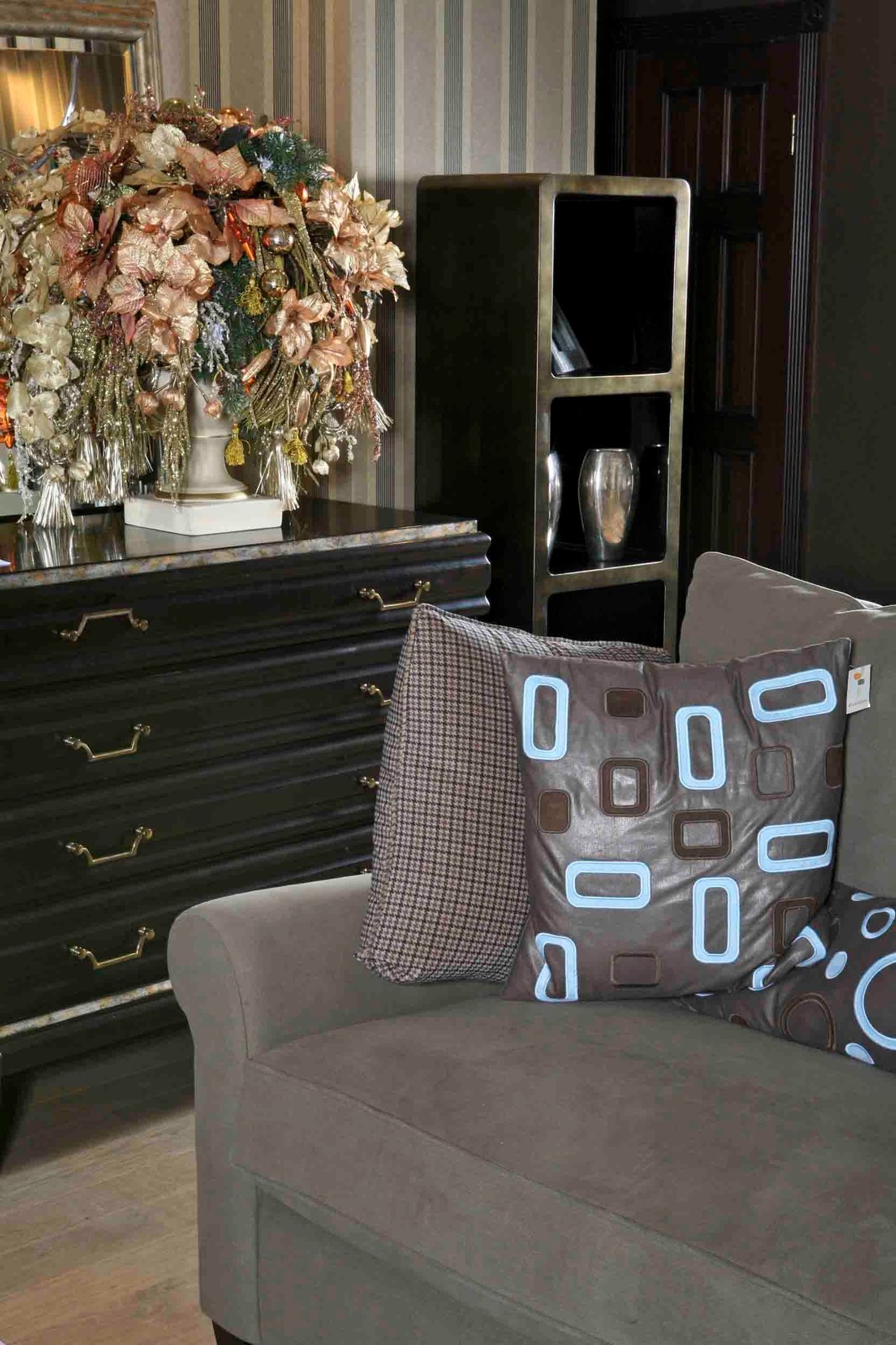 проект "Шоурум Новая Классика"