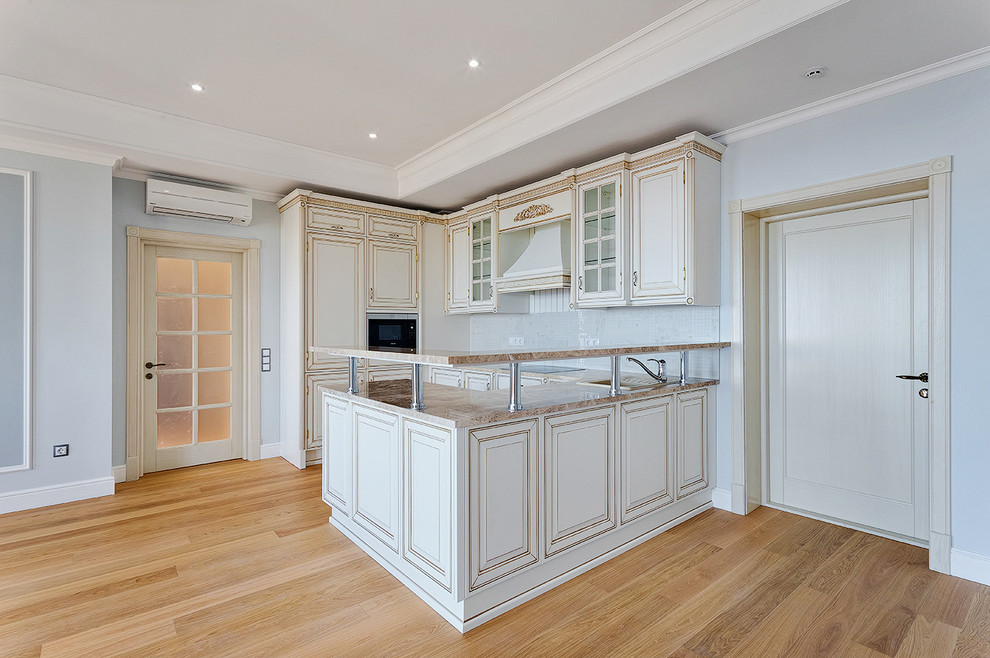 Кухня Британика в Резиденцию «Дипломат»