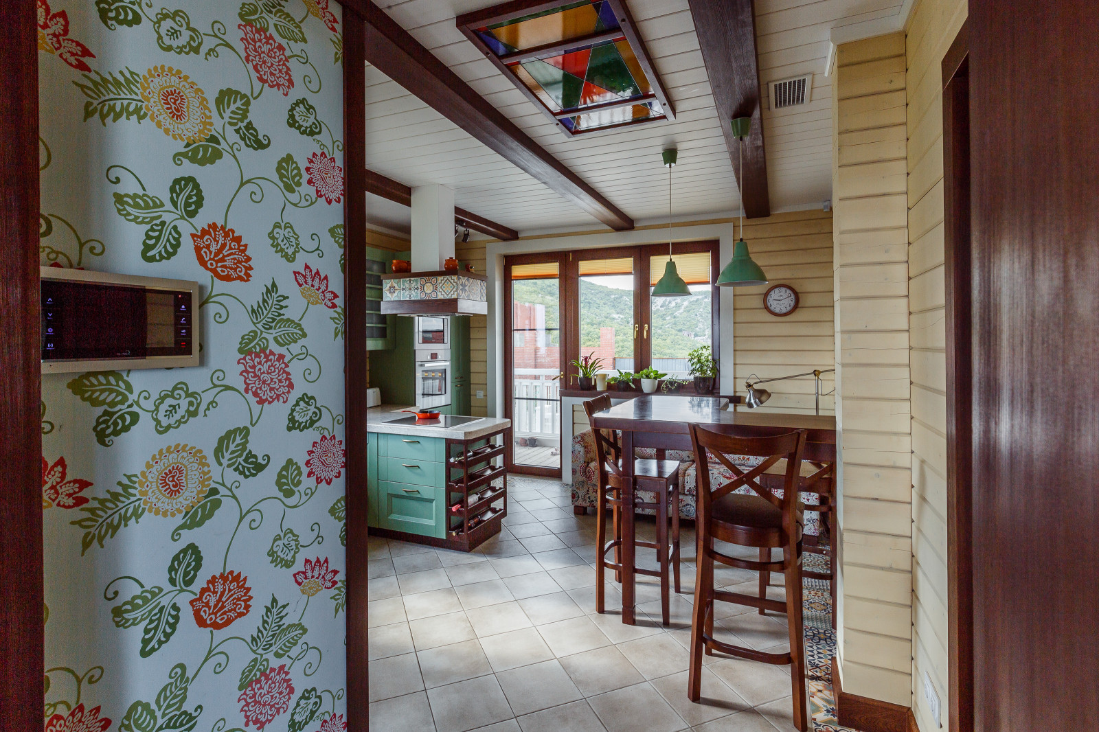 Вилла в пос. Мысхако с панорамным видом на море.