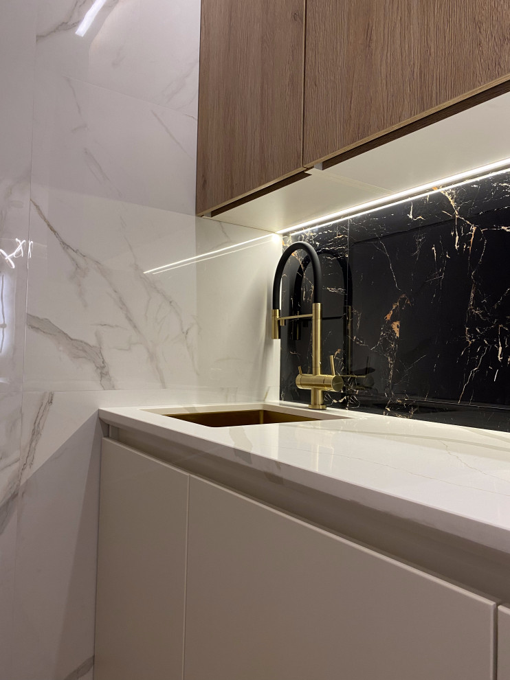 Столешница для современной кухни