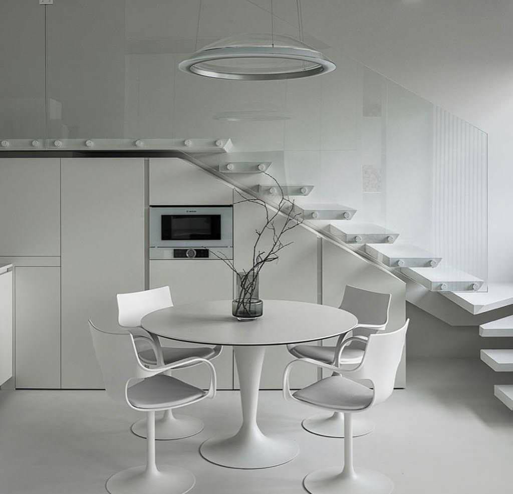 Легкость белого