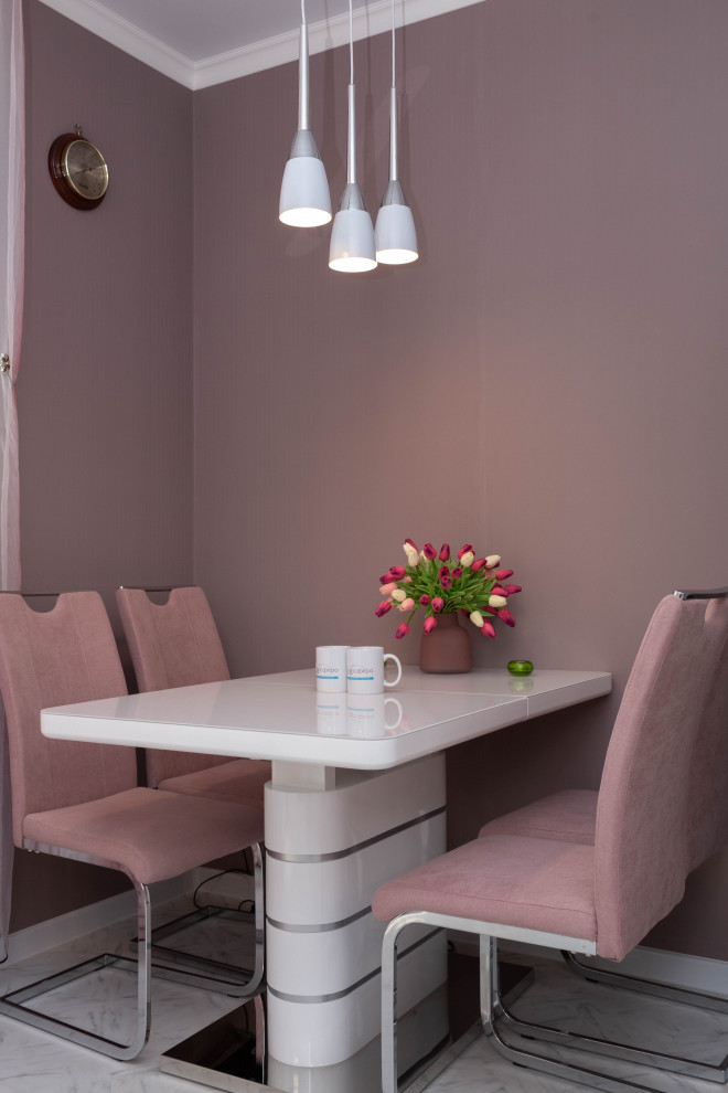 Кухня с котом