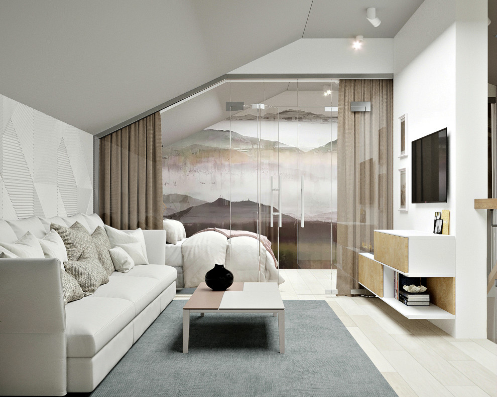 ДОМ СО ВТОРЫМ СВЕТОМ