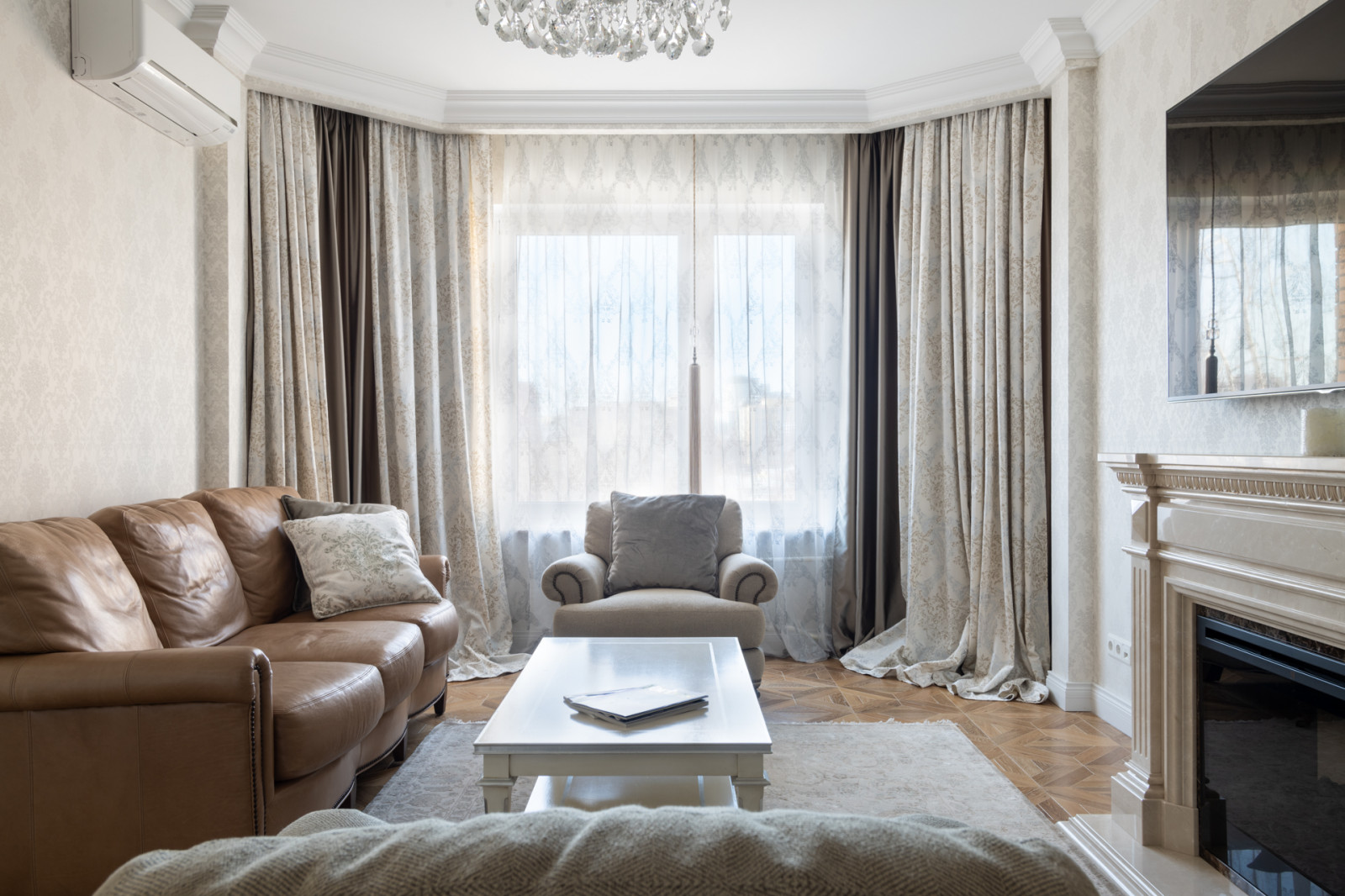 Обложка проекта: Квартира в светлых тонах Москва