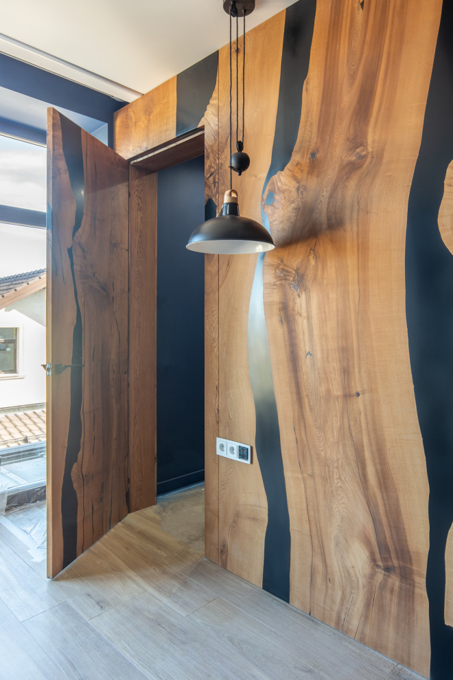 Стена Millenium