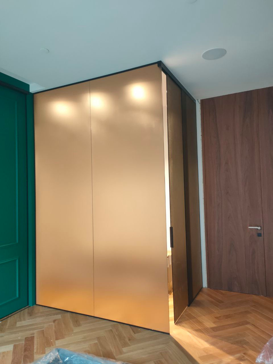 Обложка проекта: Остекление гардеробной