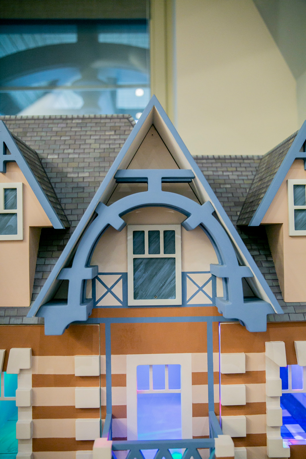 Домик для кукол