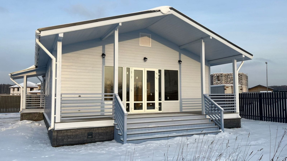 Дом с террасой в скандинавском стиле