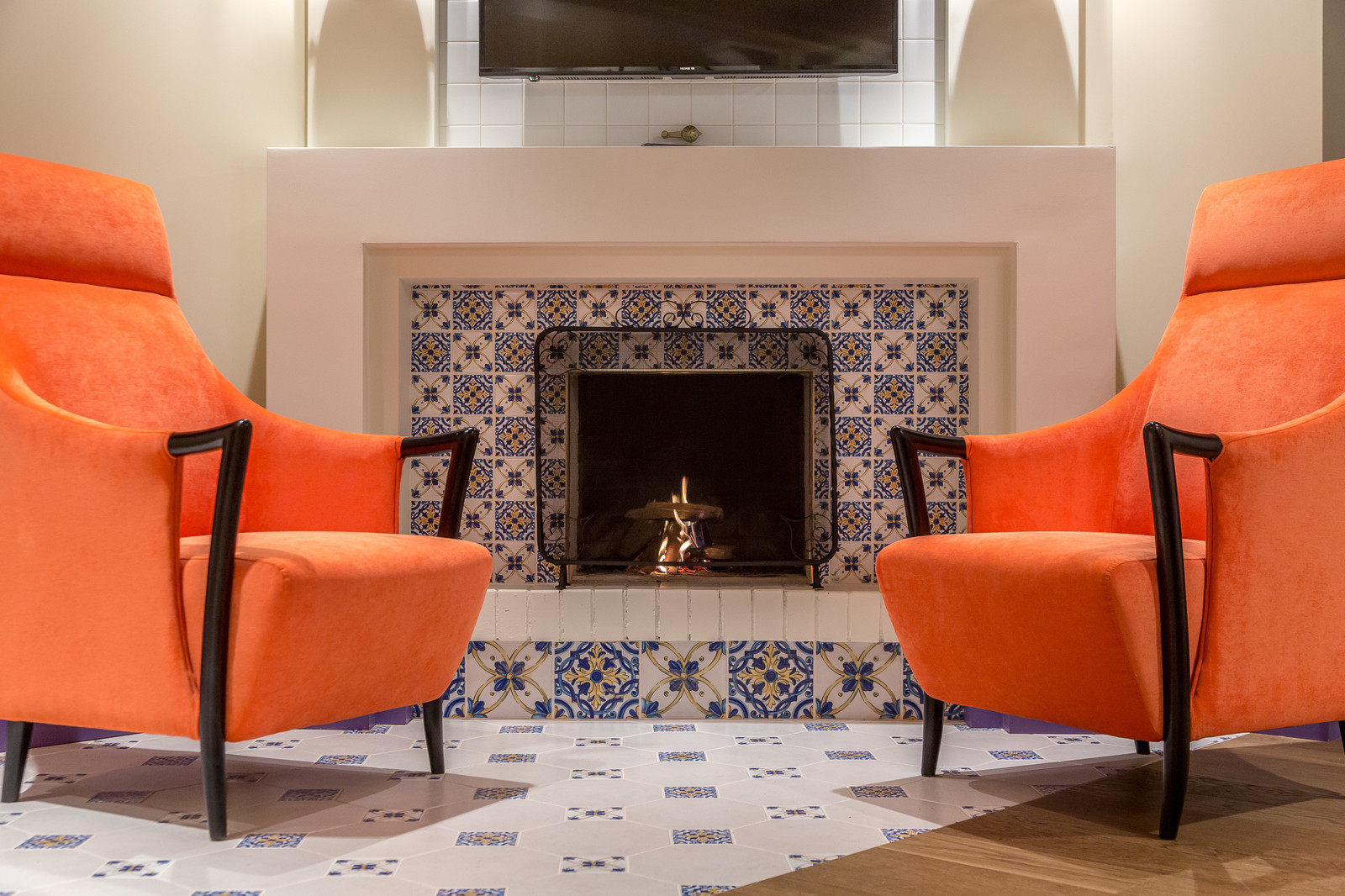 Проект "Гостиная с фиолетовым кантом" для программы Дачный Ответ на НТВ