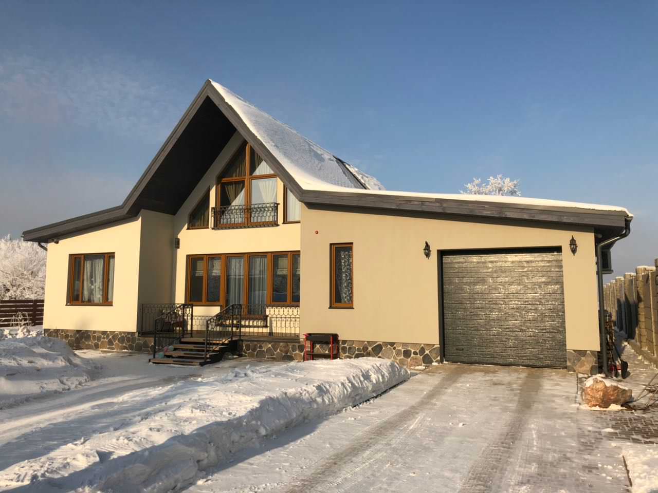 Обложка проекта: Дом в черте города. 260 м2.