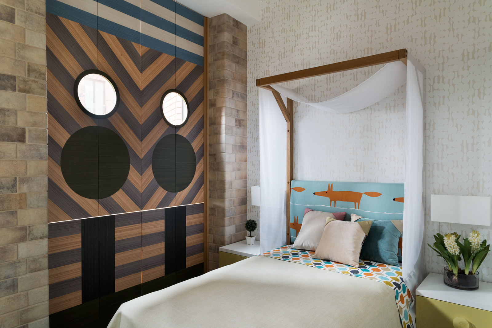 Не просто шторы: Необычные приемы работы с текстилем