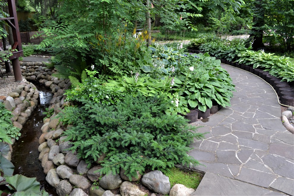 Клуб владельцев частных садов "Цветущая Планета". Сад в лесу и теневые цветники.