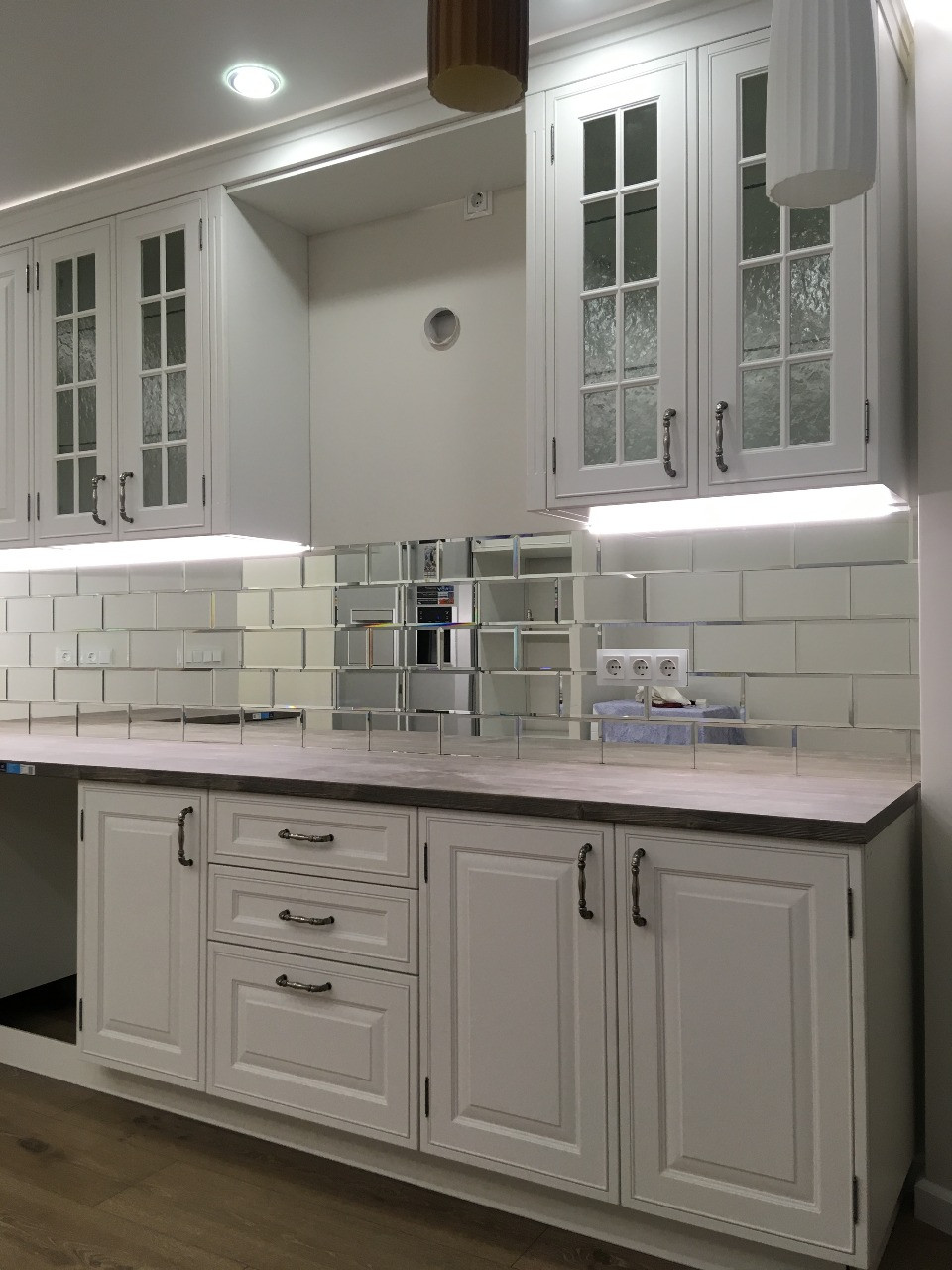 Белоснежная кухня