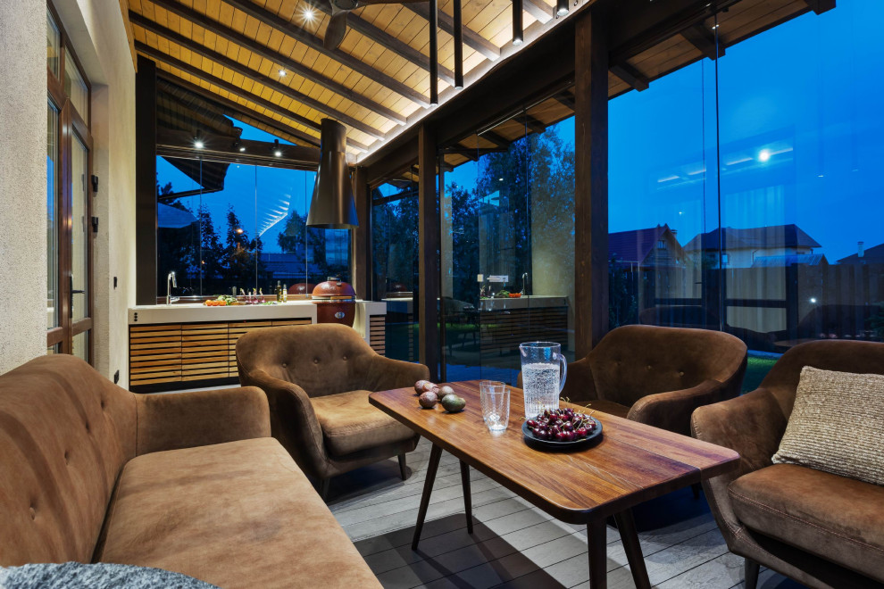 Остекленная терраса ЕЩЕ НЕМНОГО ЛЕТА