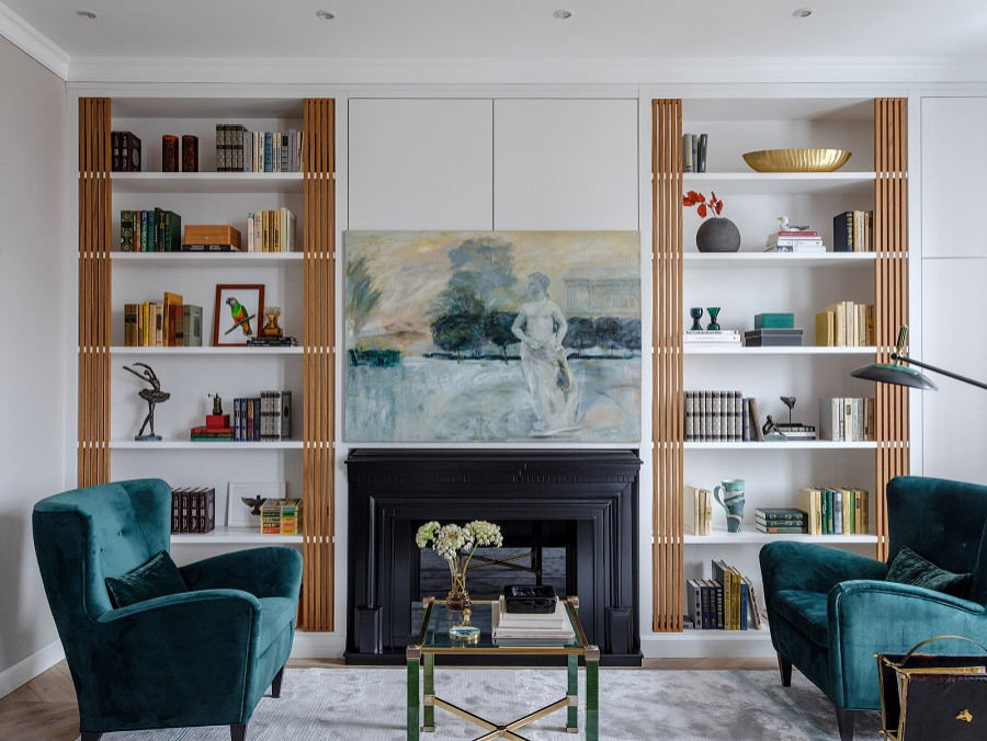 Картины в каминном зале