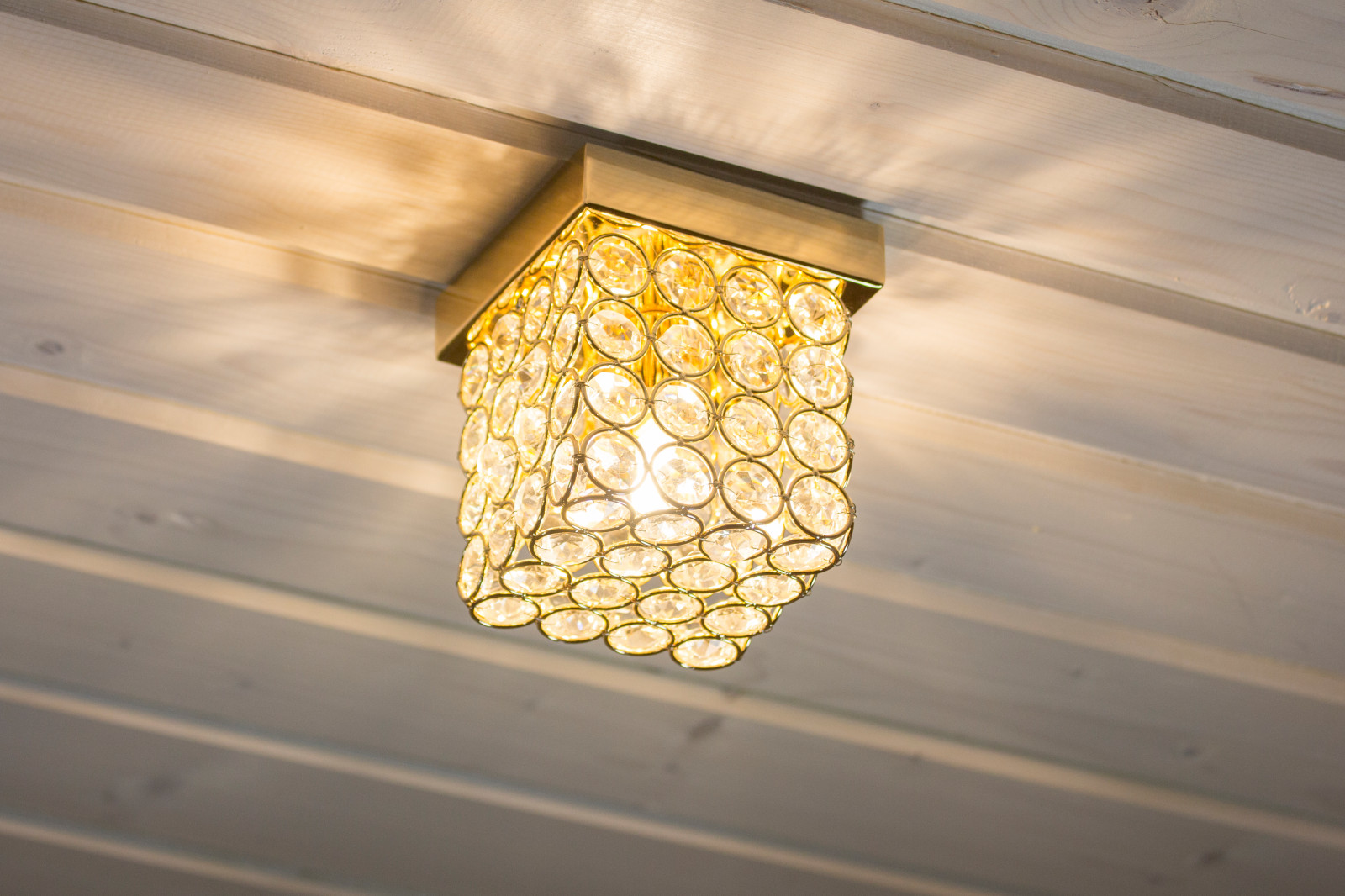 Дом из кирпича в Охтинском парке