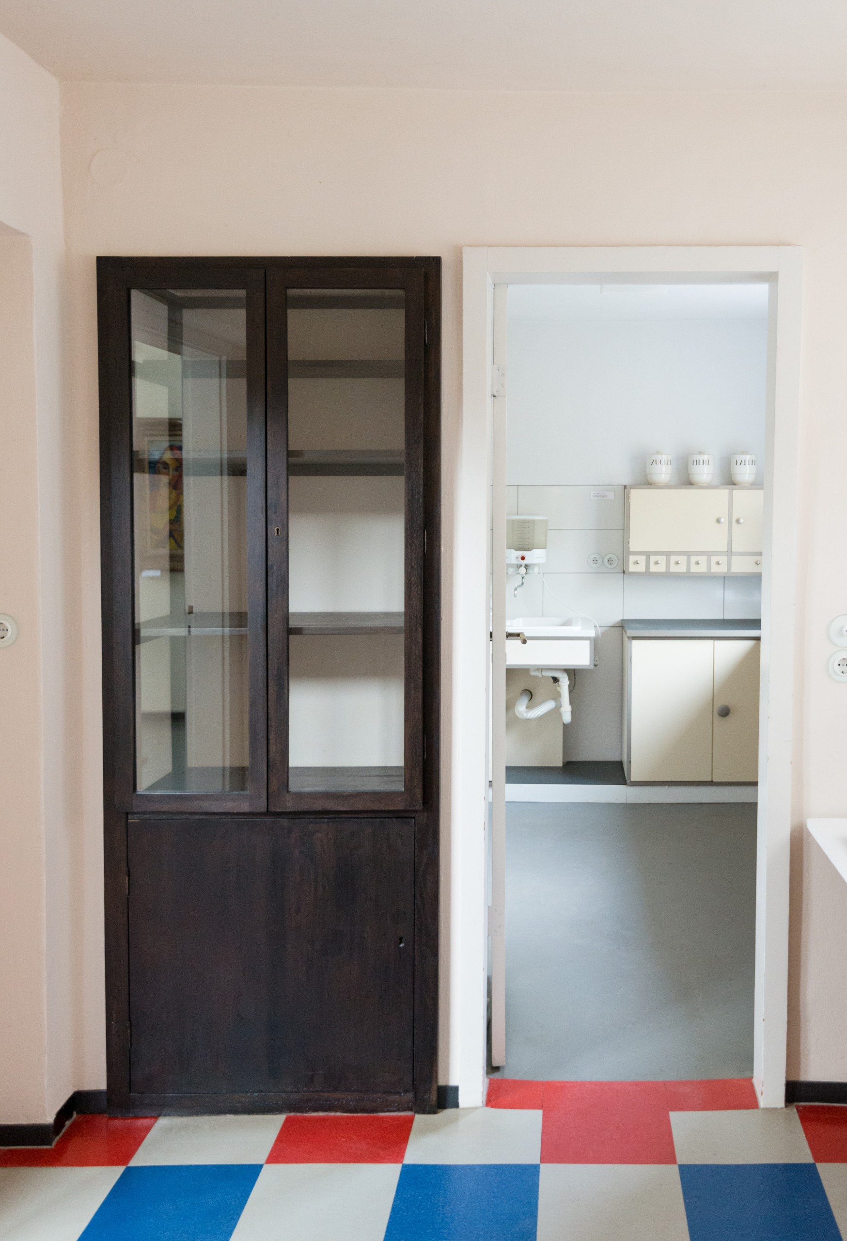 Мир дизайна: К истокам модернизма — первое здание Баухауса