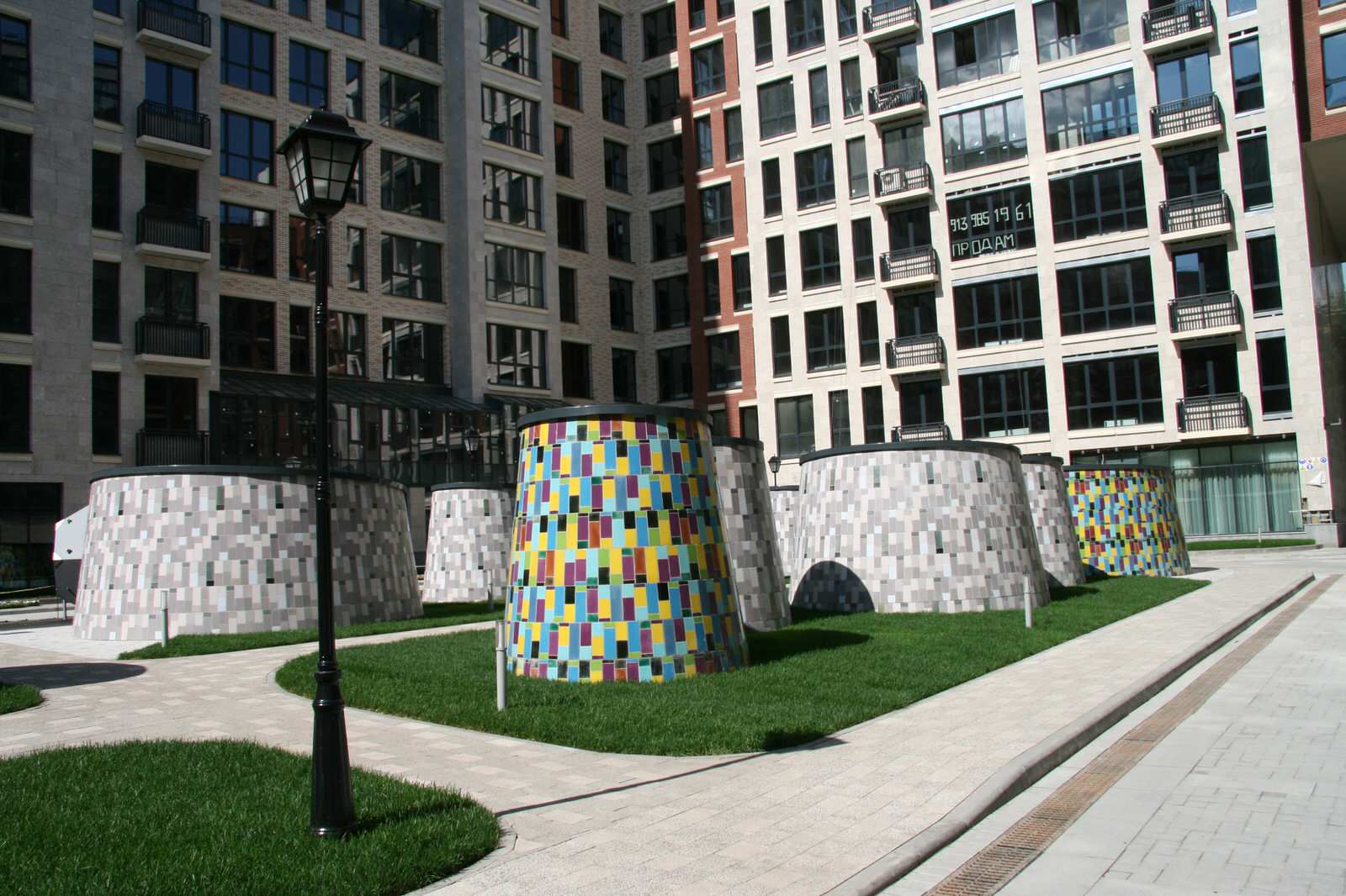 Обложка проекта: Малые архитектурные формы. Оформление внутреннего двора ЖК "Барин Хаус"