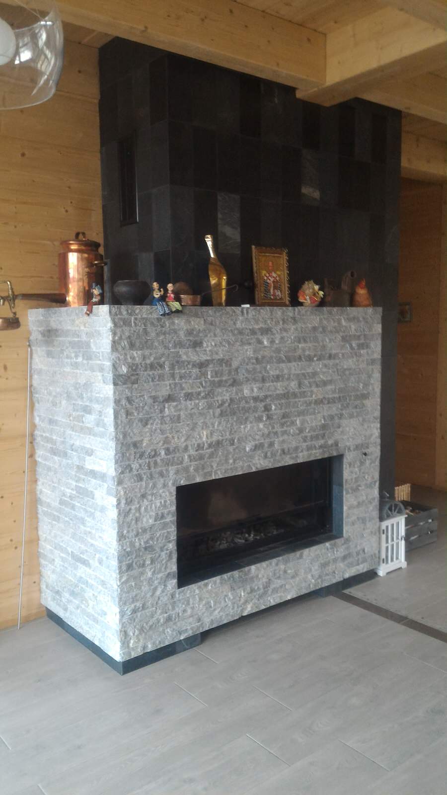 Стеклянный дом на озере Комсомольское