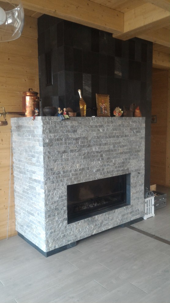 Стеклянный дом на озере Комсомольское