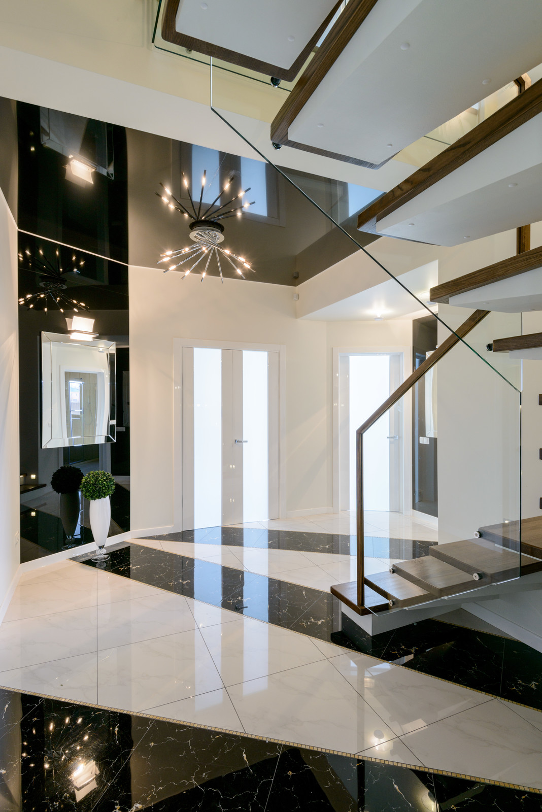 Дом с зайцем