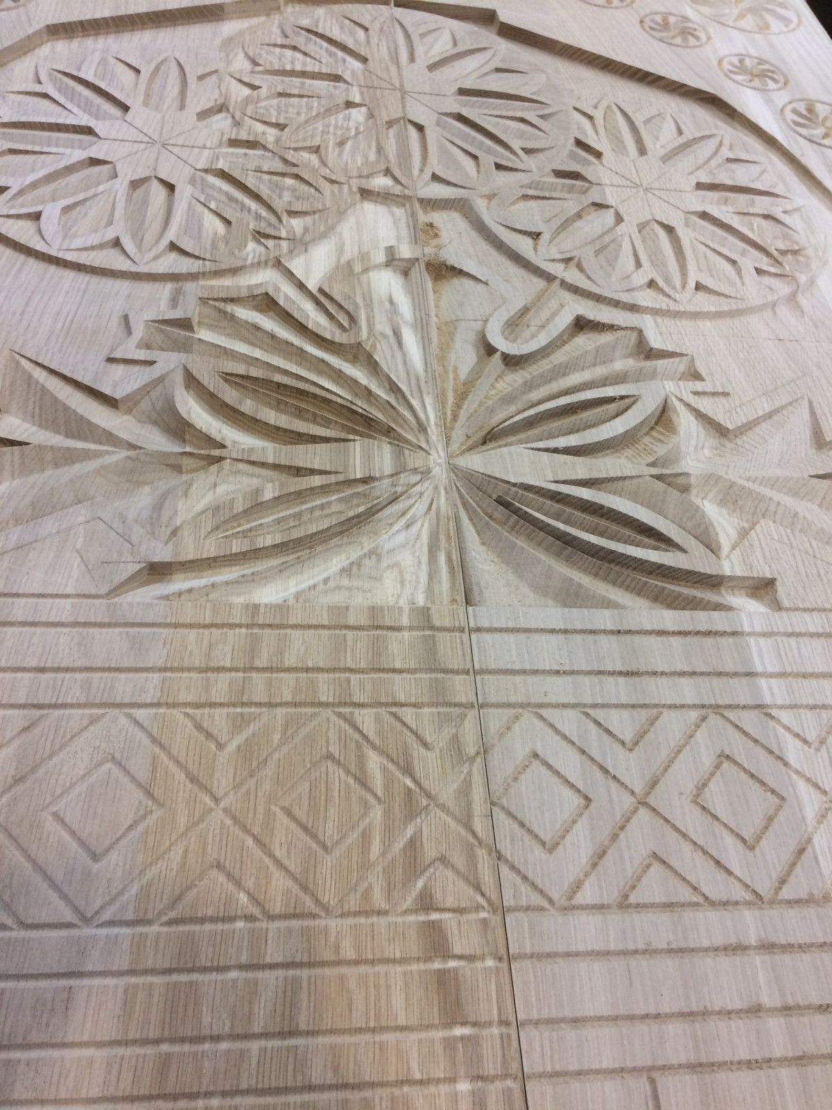 Обложка проекта: Дверь резная