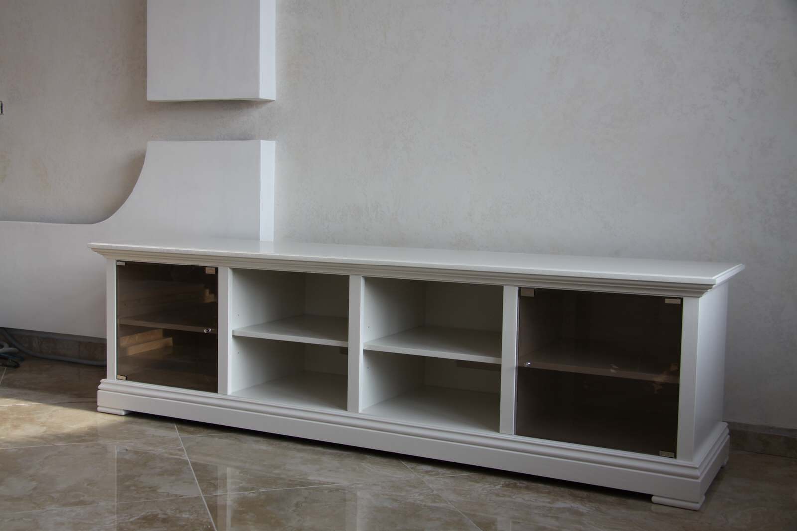 Обложка проекта: Тумба под телевизор