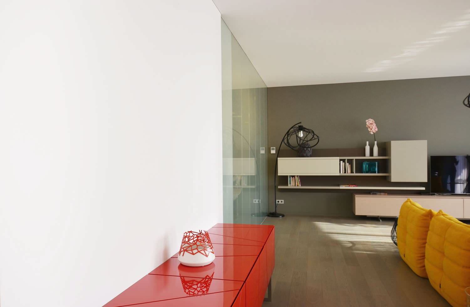 Все дело в акцентах: современная квартира в Ереване