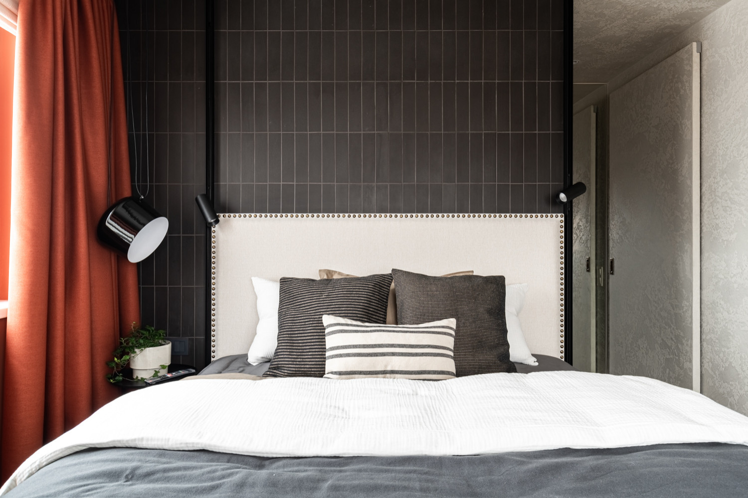 Спальня с огоньком