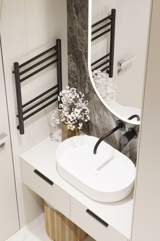 Белые интерьеры спальни и ванной комнаты