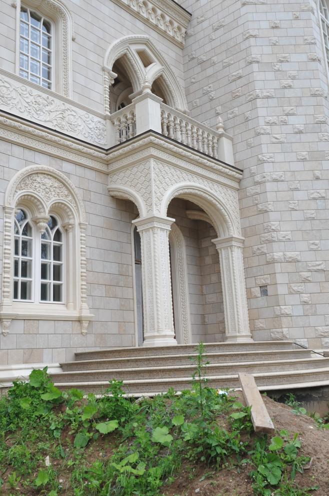 Готическая вилла