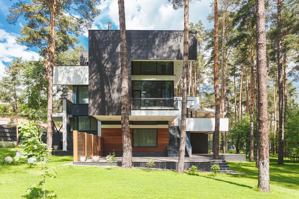 Дом в посёлке "Сосновый бор" на Ильинском шоссе