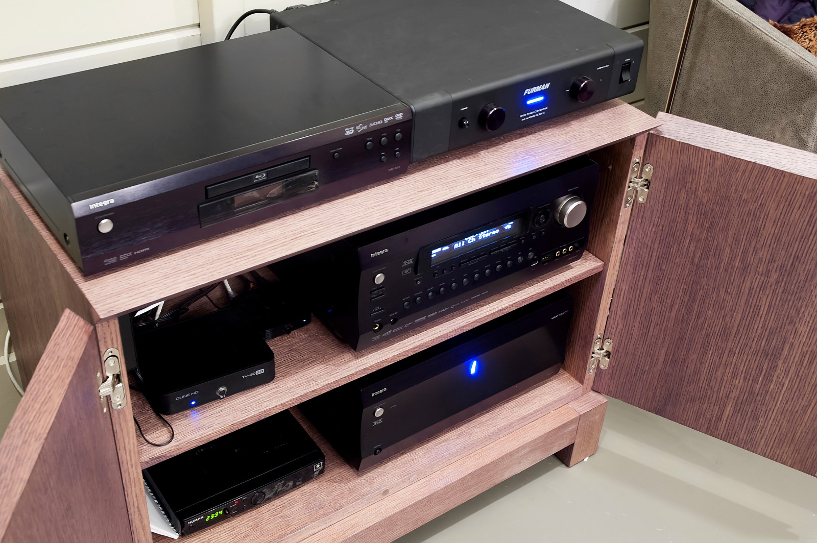 Обложка проекта: Кинозал в коттеджном поселке "Красная поляна" 45 м2