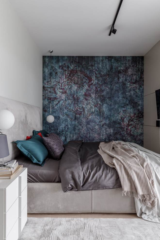 Просто фото: Как поставить кровать в маленькой спальне