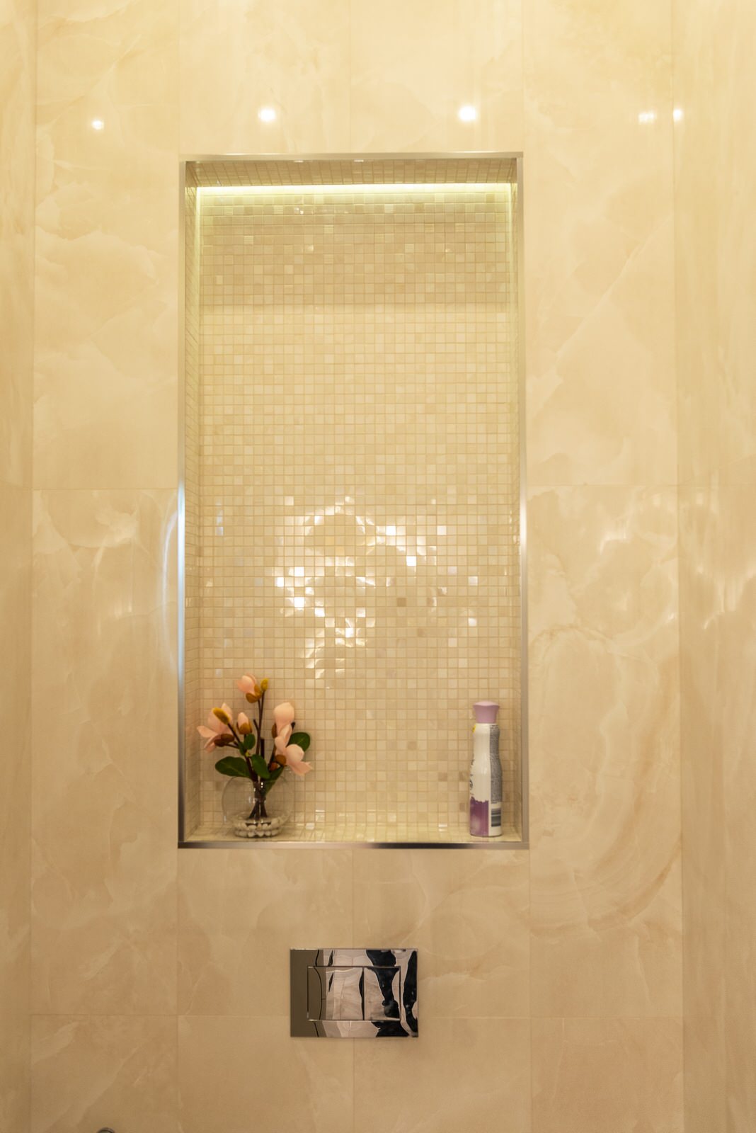 Дом с бассейном